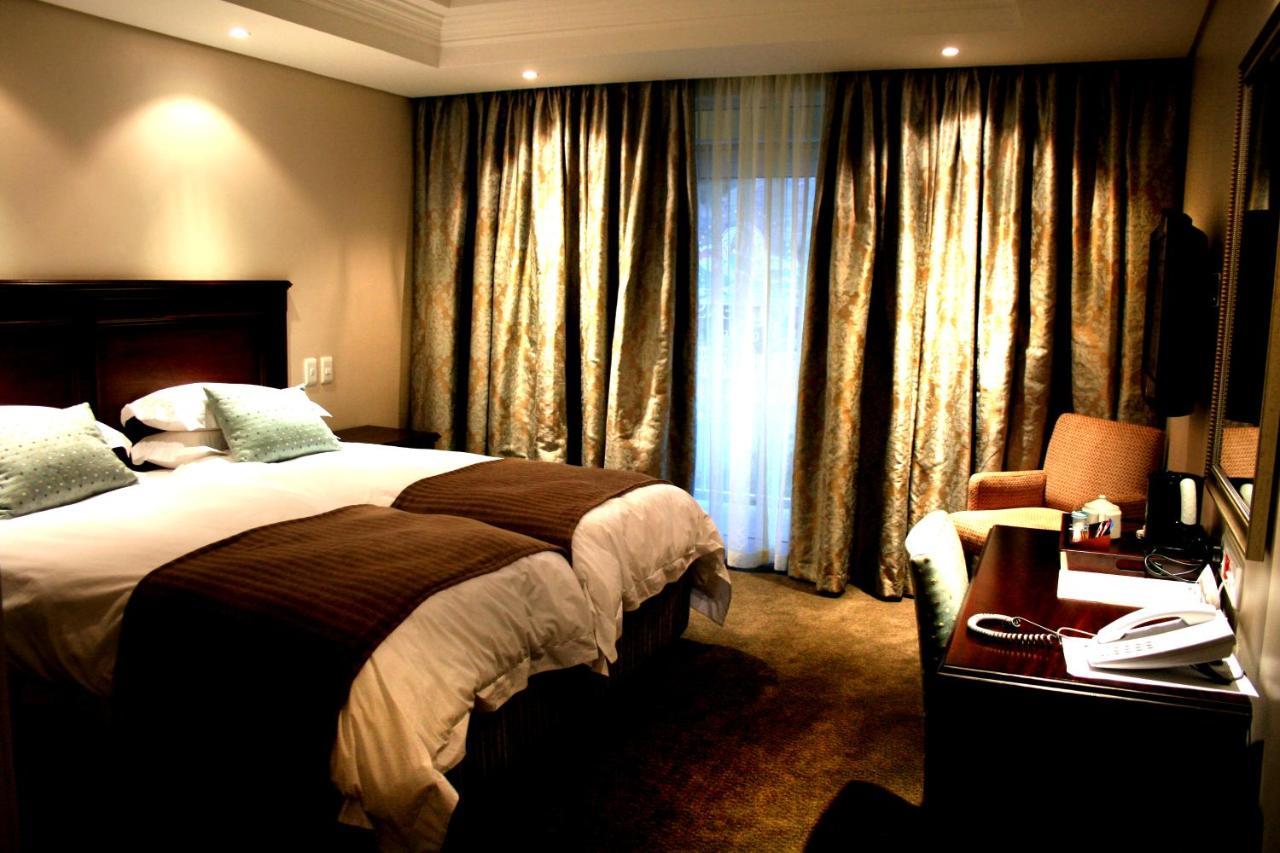 Queens Casino And Hotel Queenstown Zewnętrze zdjęcie